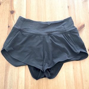 Outdoor Voices 2.5” Exercise Short (XS, Black)